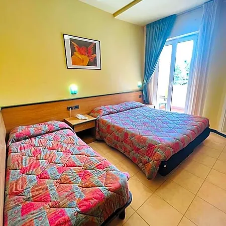 Hotel Ristorante Montenerone Il Poeta 3*